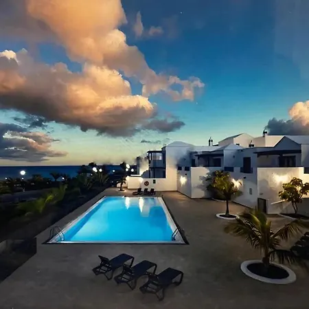Iva House - Upper Floor Playa Blanca